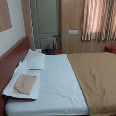 Hotel  Dhruv Palace - Traveller Photo