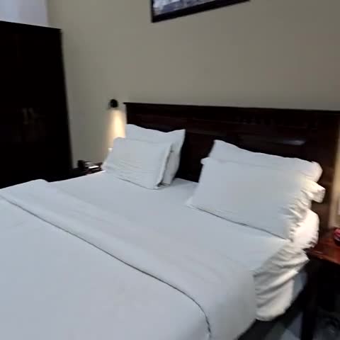Revaas Lake View Boutique Hotel - Traveller Photo