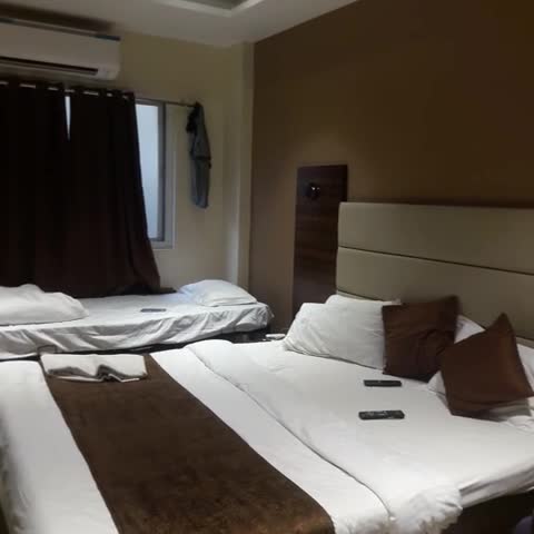HOTEL KALPANA PALACE - Traveller Photo
