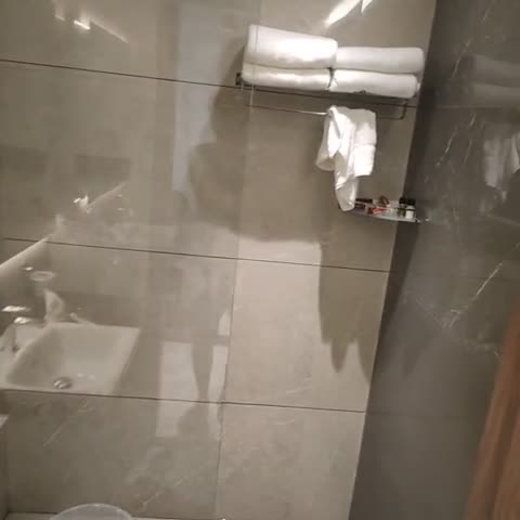 CRYSTAL SUITES - Traveller Photo