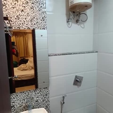 Hotel Golden Crown - Traveller Photo